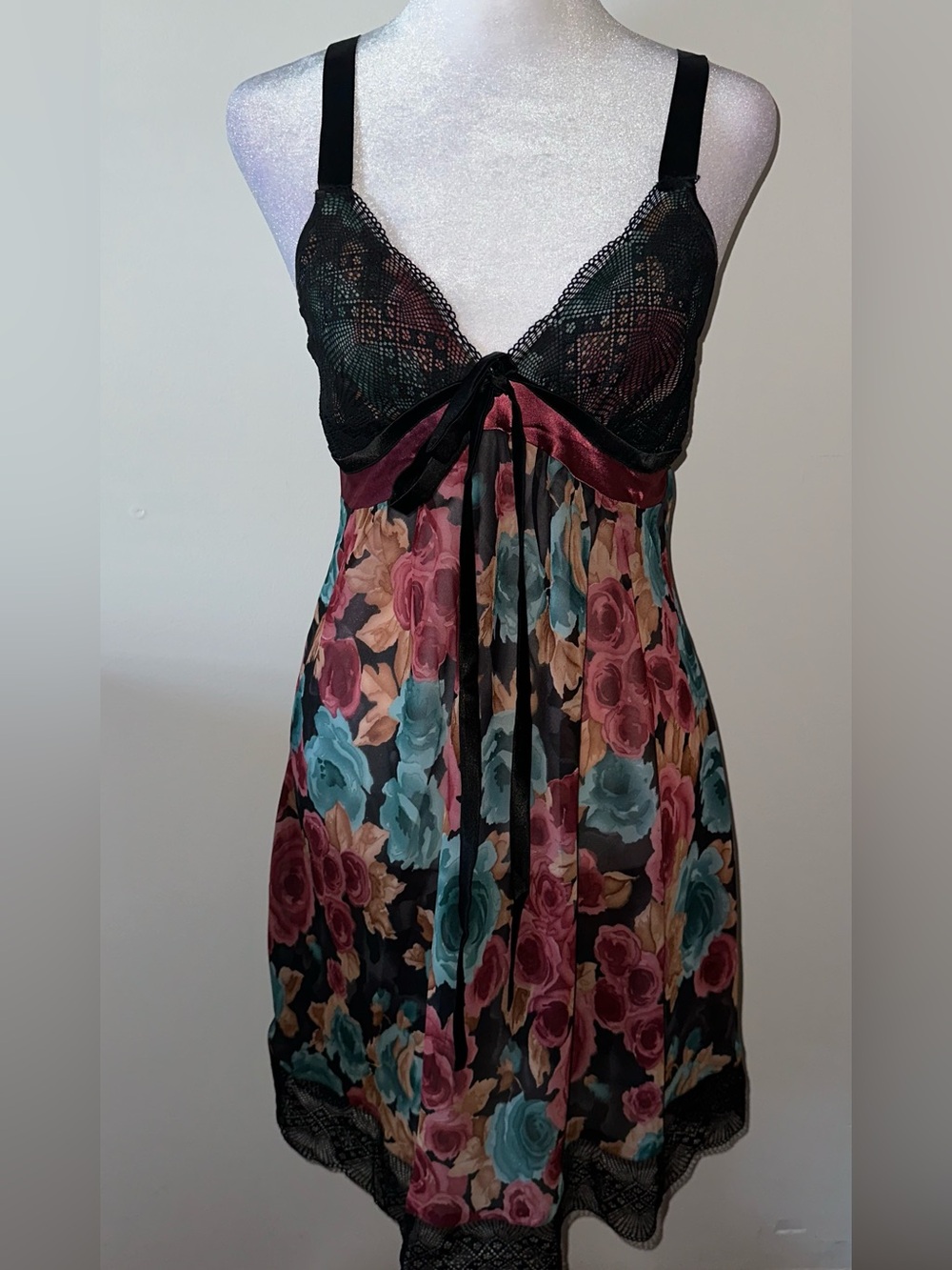 Floral Lace-Trim Babydoll Chemise in Burgundy Multi Dress-Women’s Essentials